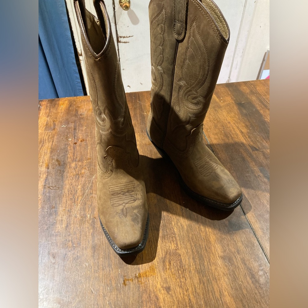 Shyanne Country wear
